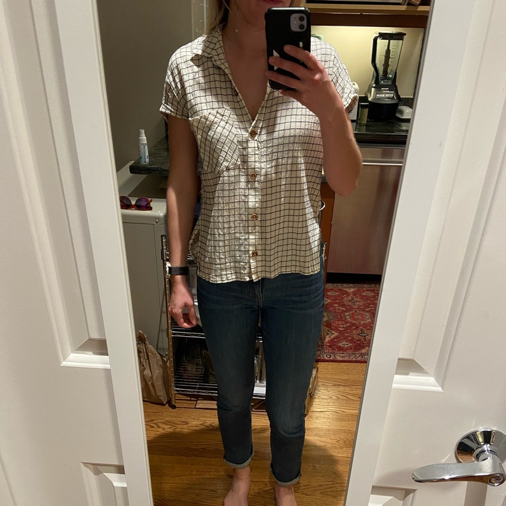 Linen checkered top